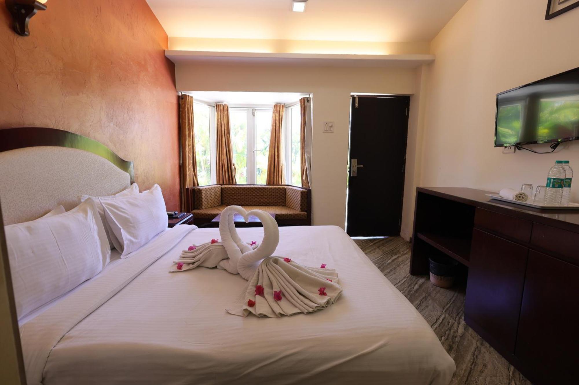 Hotel King Garden Mahabaleshwar Ngoại thất bức ảnh
