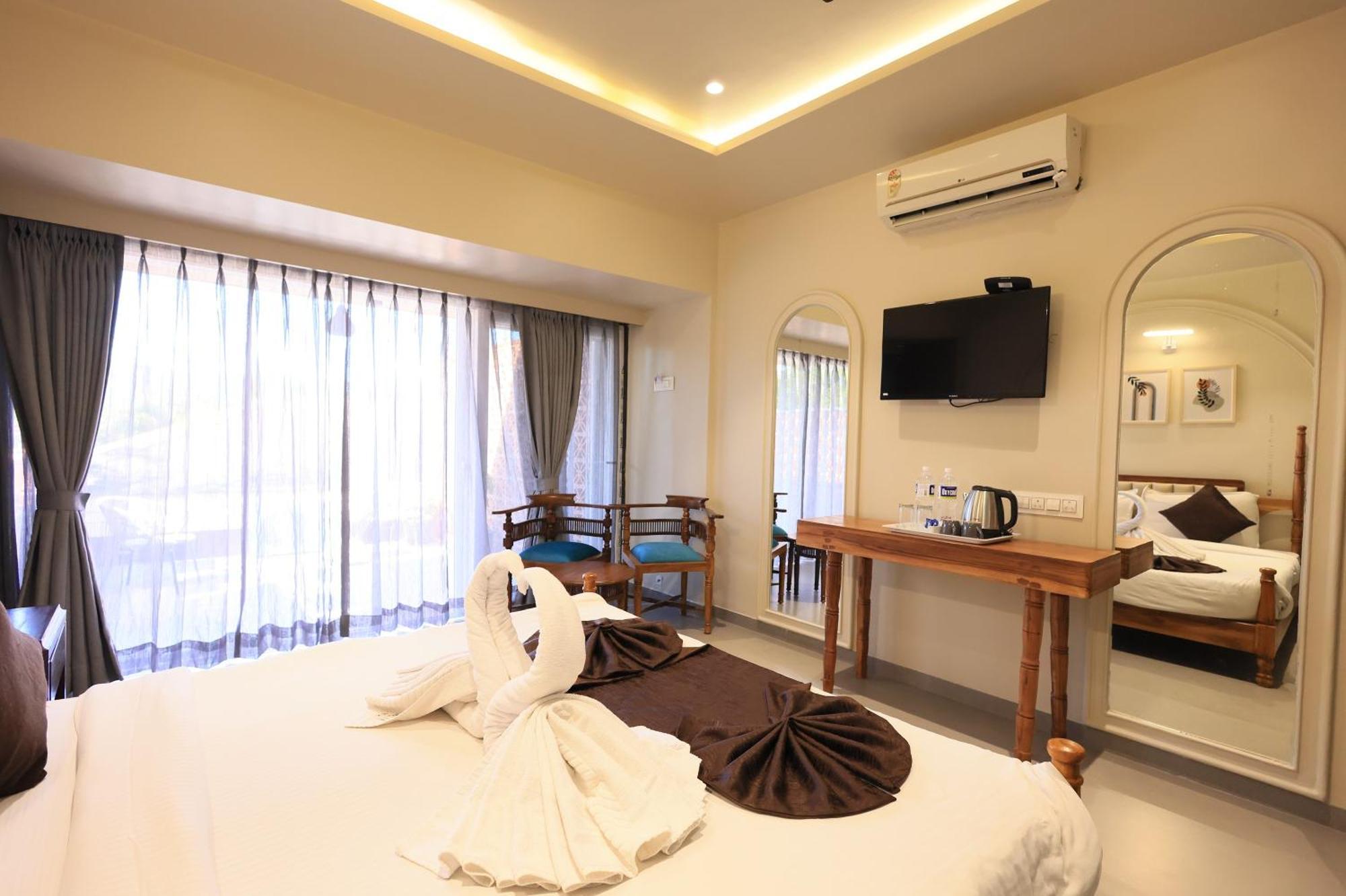 Hotel King Garden Mahabaleshwar Ngoại thất bức ảnh