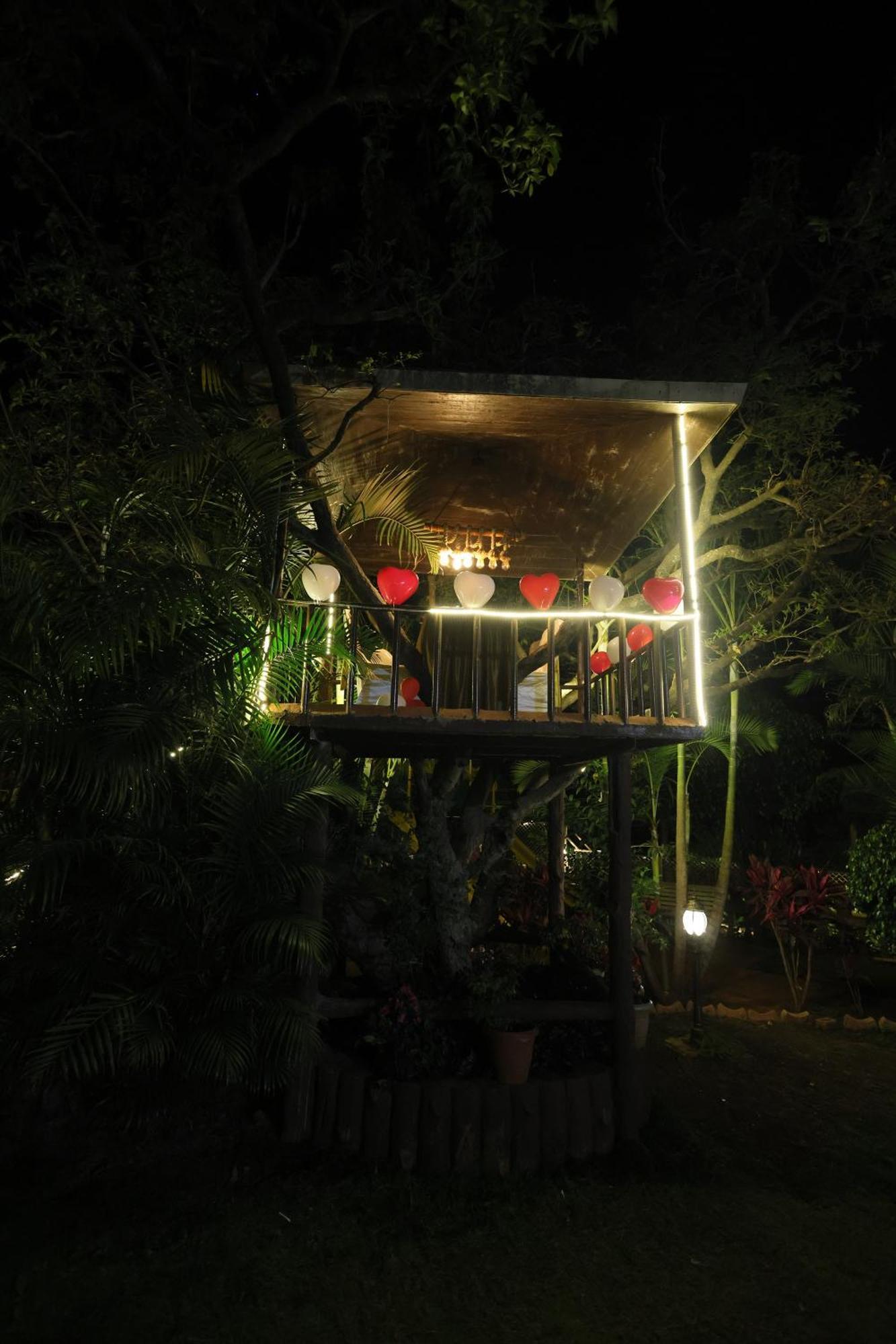 Hotel King Garden Mahabaleshwar Ngoại thất bức ảnh